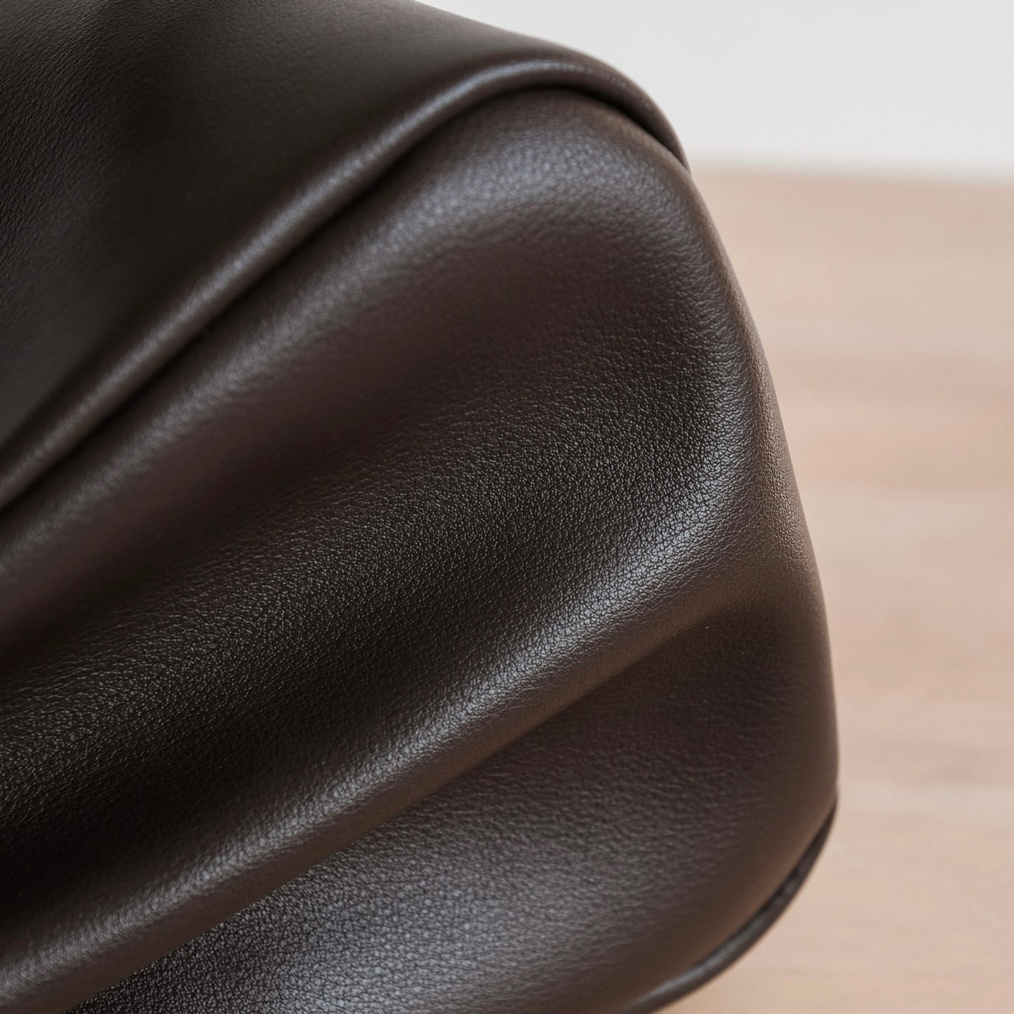 【受注生産】レザープリーツ巾着ショルダーバッグ ダークブラウン