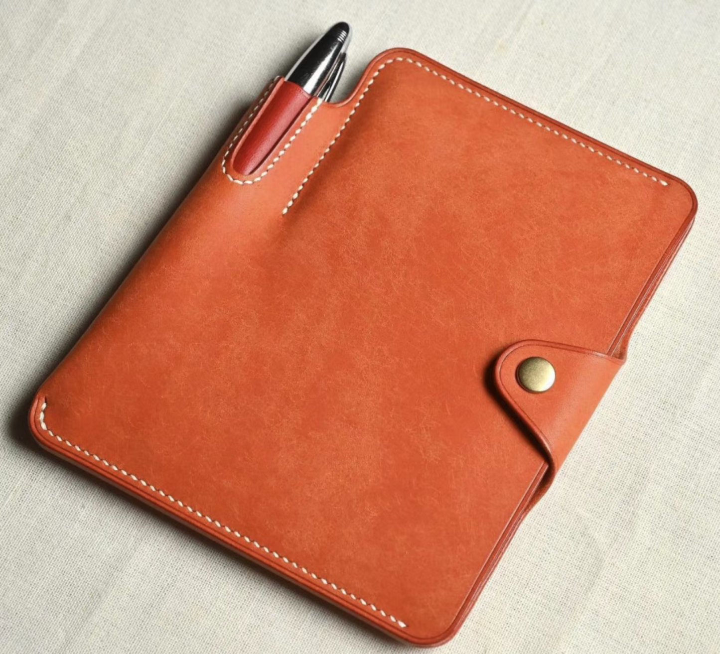 【手縫い】 筒状ペンホルダー付パスポートケース Passport Case
