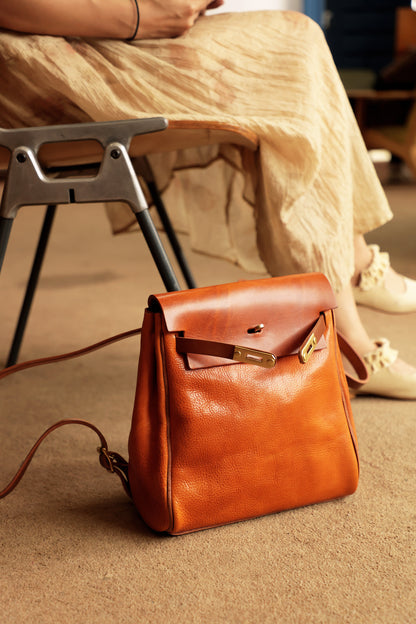 『受注生産』レザーリュック　本革バックパック　イタリア植物タンニン鞣し