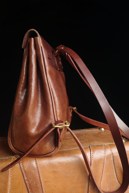 『受注生産』レザーリュック　本革バックパック　イタリア植物タンニン鞣し