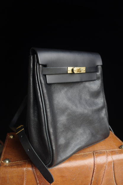 『受注生産』レザーリュック　本革バックパック　イタリア植物タンニン鞣し