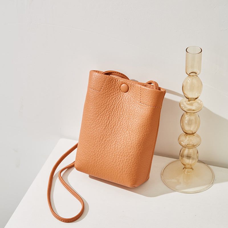 『受注生産』レザーミニサコッシュ — 本革スマートフォンポーチ