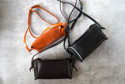 Claspel クラスペル イタリア牛革　磁石式 /静音ロック　ミニショルダー バッグ 小さめ　おしゃれ お出かけ用 ユニセックス 『エシェリア/Eshellia Bovine』