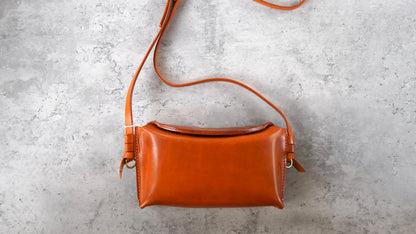 Claspel クラスペル イタリア牛革　磁石式 /静音ロック　ミニショルダー バッグ 小さめ　おしゃれ お出かけ用 ユニセックス 『エシェリア/Eshellia Bovine』