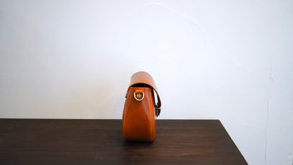 『手縫い』Stone ストーン ミニショルダーバッグ  レディースバッグ イタリア牛革 『エシェリア/Eshellia Bovine』