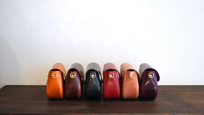 『手縫い』Stone ストーン ミニショルダーバッグ  レディースバッグ イタリア牛革 『エシェリア/Eshellia Bovine』