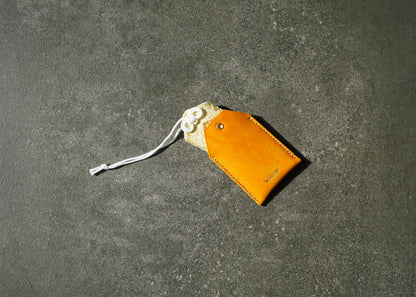 お守り入れ イタリア牛革 本革 御守・カード・Suica・ICOCA・お薬・パスケース・バッグチャーム