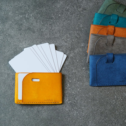 Cavro 2 名刺入れ｜薄型・軽量20g  マルゴーレザー 本革カードケース／メンズ・レディース おしゃれ シンプル ギフトにも最適