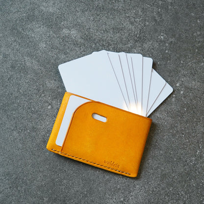 Cavro 2 名刺入れ｜薄型・軽量20g  マルゴーレザー 本革カードケース／メンズ・レディース おしゃれ シンプル ギフトにも最適