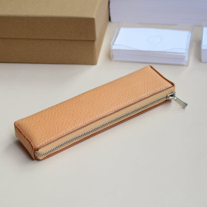 『手縫い 』軽量ペンケース 45g /YKKエクセラ使用 コンパクト 本革 文具ケース