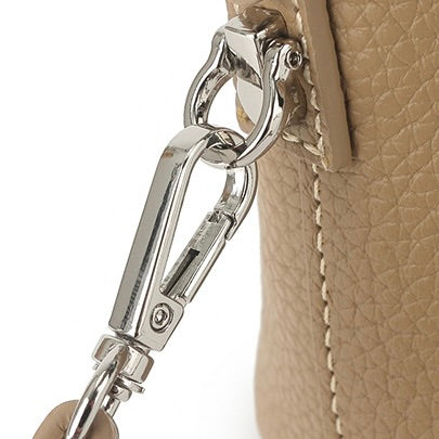 【受注生産】2WAY 牛革ホーンバックルバッグ — 手提げ＆斜め掛けのミニマルエディット