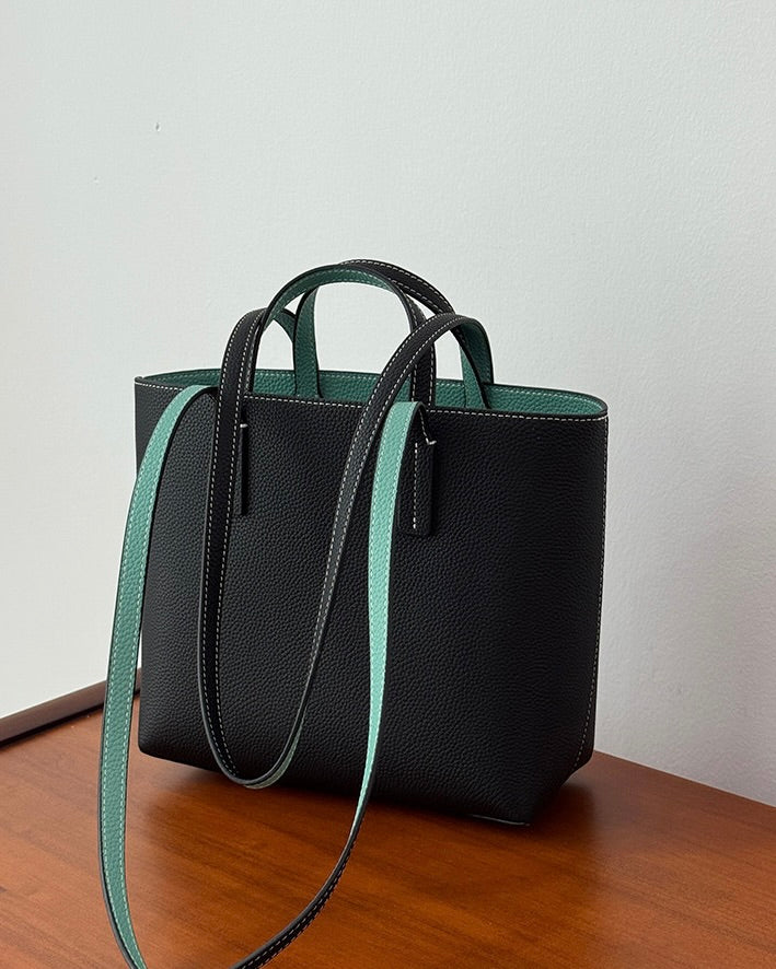 『受注生産』牛革ミニマルトートバッグ ― 通勤・日常にちょうどいいサイズ感 ―