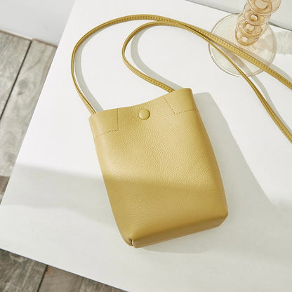 『受注生産』レザーミニサコッシュ — 本革スマートフォンポーチ